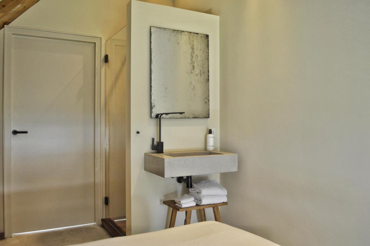 Van Heeckeren Apartments & Suites Buren Buren  Dış mekan fotoğraf