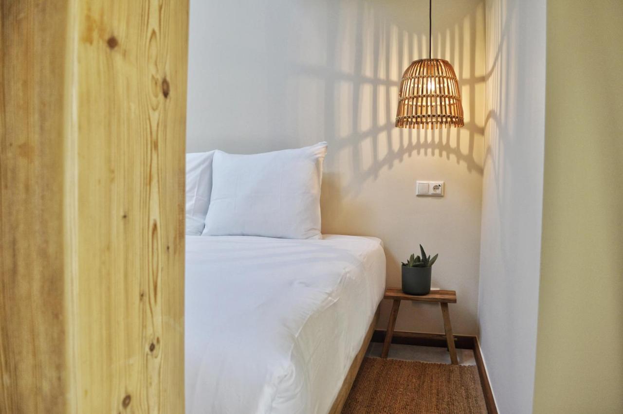 Van Heeckeren Apartments & Suites Buren Buren  Dış mekan fotoğraf